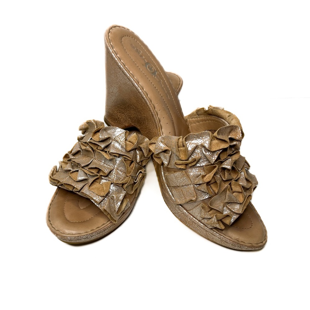 Born Crown Bliss Leather Ruffle Wedge Sandal